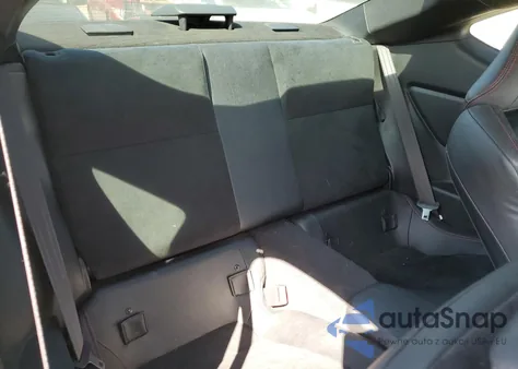 2018 Subaru Brz 2.0 Limited из США, поврежденный, VIN JF1ZCAC16J8601575